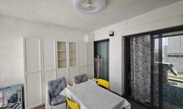 Resale - Apartment - Orihuela Costa - La Zenia