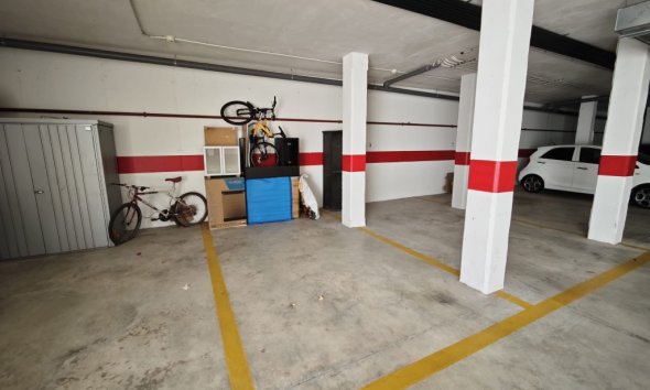 Resale - Apartment - Orihuela Costa - La Zenia