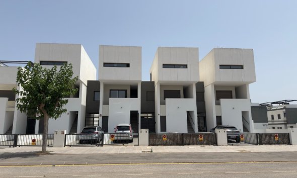 Resale - Apartment - Pilar de la Horadada - Mil Palmeras