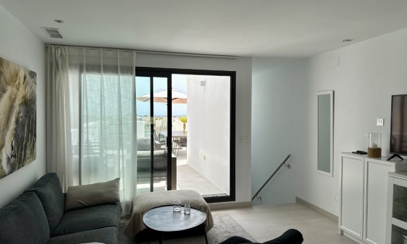 Resale - Apartment - Pilar de la Horadada - Mil Palmeras