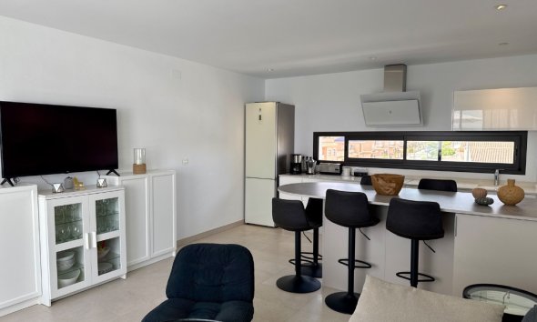 Resale - Apartment - Pilar de la Horadada - Mil Palmeras