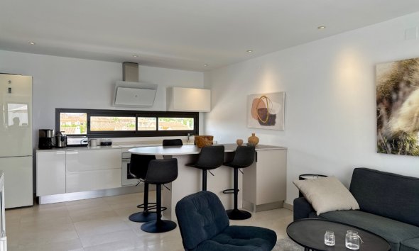 Resale - Apartment - Pilar de la Horadada - Mil Palmeras