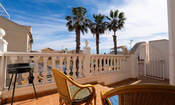 Rynek Wtórny - Dom szeregowy - Torrevieja