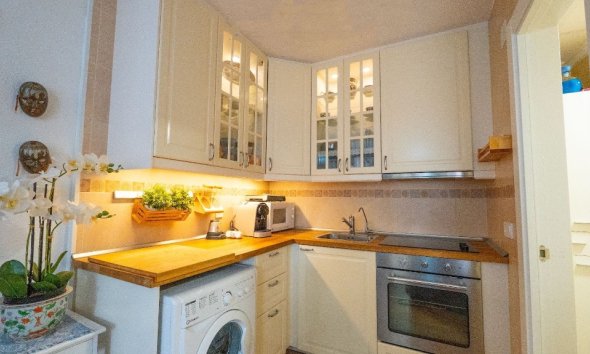 Rynek Wtórny - Dom szeregowy - Torrevieja