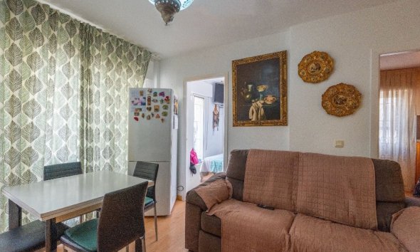 Rynek Wtórny - Dom szeregowy - Torrevieja