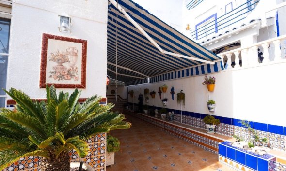 Rynek Wtórny - Dom szeregowy - Torrevieja