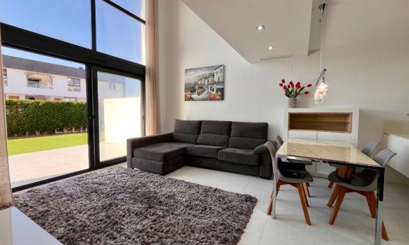 Resale - Villa - Orihuela Costa - Los Dolses