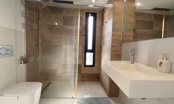 Resale - Villa - Orihuela Costa - Los Dolses