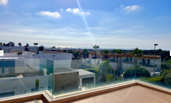 Resale - Villa - Orihuela Costa - Los Dolses