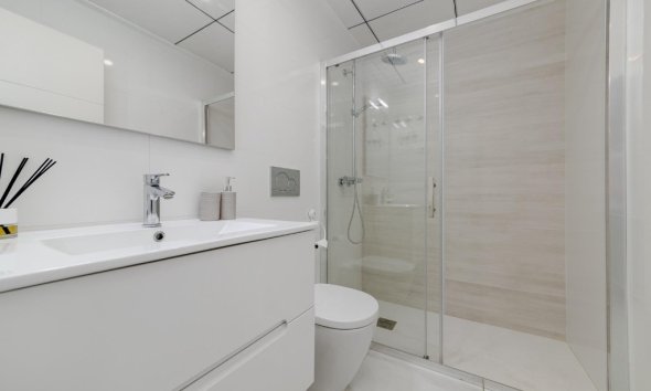 Resale - Villa - Orihuela Costa - Villamartín