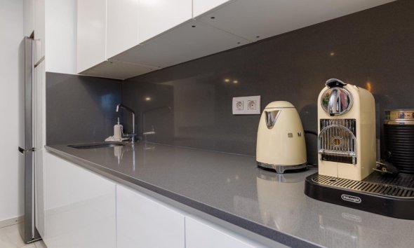 Resale - Villa - Orihuela Costa - Villamartín