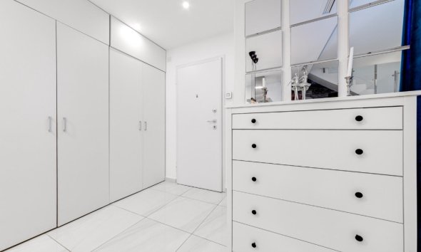 Resale - Villa - Orihuela Costa - Villamartín