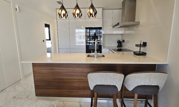 Resale - Apartment - Punta Prima