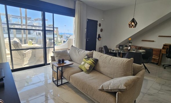 Resale - Apartment - Punta Prima