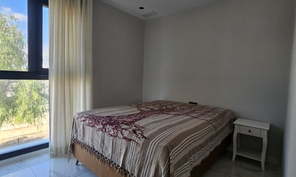 Resale - Apartment - Punta Prima