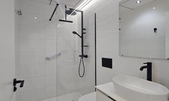 Resale - Apartment - Punta Prima