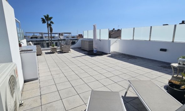 Resale - Apartment - Punta Prima