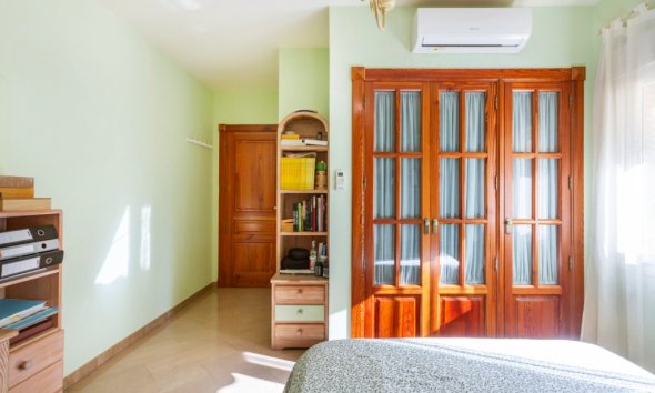 Resale - Villa - Torrevieja - Los Altos