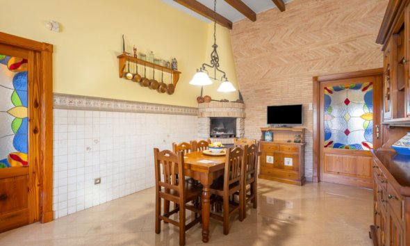 Resale - Villa - Torrevieja - Los Altos