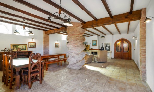 Resale - Villa - Torrevieja - Los Altos