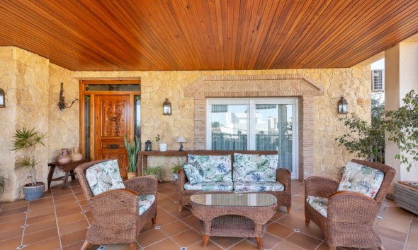 Resale - Villa - Torrevieja - Los Altos