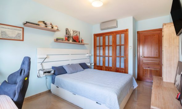 Resale - Villa - Torrevieja - Los Altos