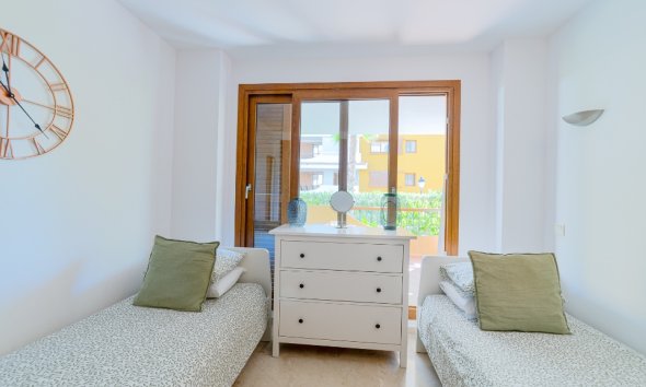 Resale - Apartment - Punta Prima