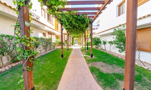 Resale - Apartment - Punta Prima