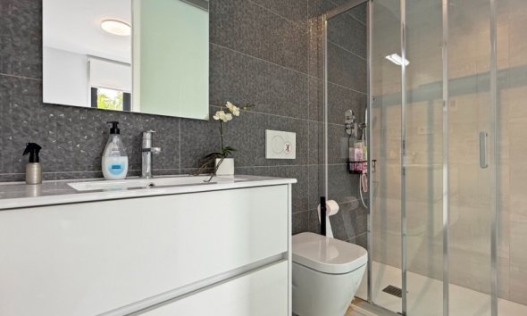 Reventa - Apartamento - Torrevieja - Los Altos