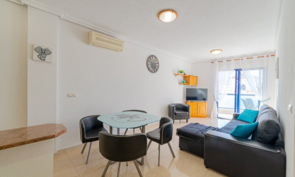 Resale - Apartment - Orihuela Costa - La Zenia