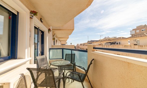 Resale - Apartment - Orihuela Costa - La Zenia