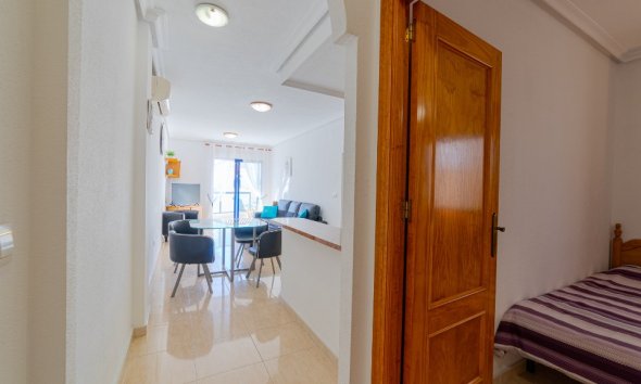 Resale - Apartment - Orihuela Costa - La Zenia