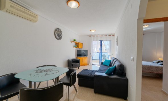 Resale - Apartment - Orihuela Costa - La Zenia