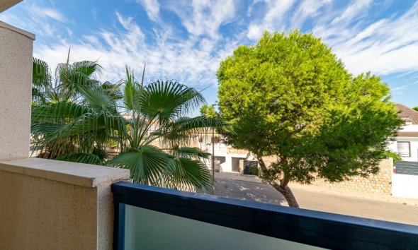 Resale - Apartment - Orihuela Costa - La Zenia