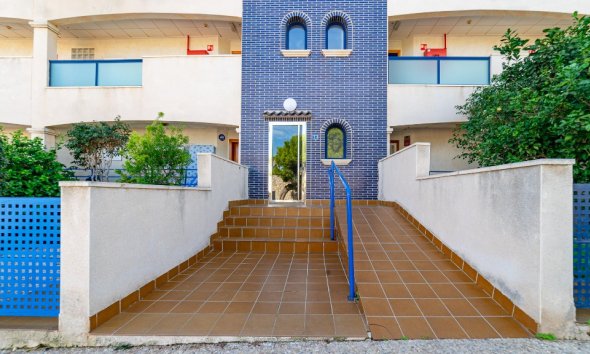 Resale - Apartment - Orihuela Costa - La Zenia