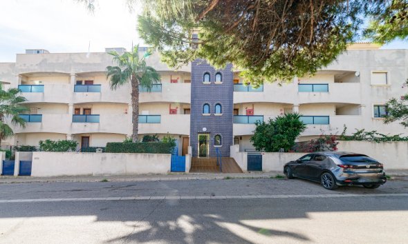 Resale - Apartment - Orihuela Costa - La Zenia