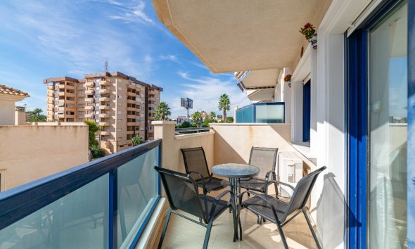 Resale - Apartment - Orihuela Costa - La Zenia