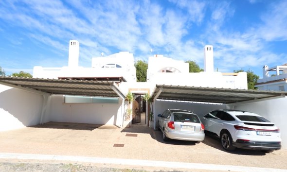 Resale - Terraced house / Townhouse - Orihuela Costa - Lomas de Campoamor