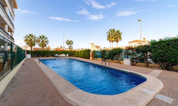 Resale - Apartment - Orihuela Costa - Playa Flamenca