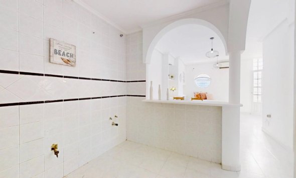 Resale - Apartment - Punta Prima