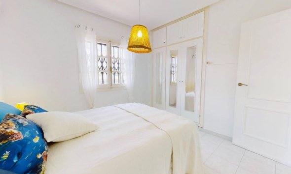 Resale - Apartment - Punta Prima