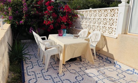 Resale - Apartment - Punta Prima