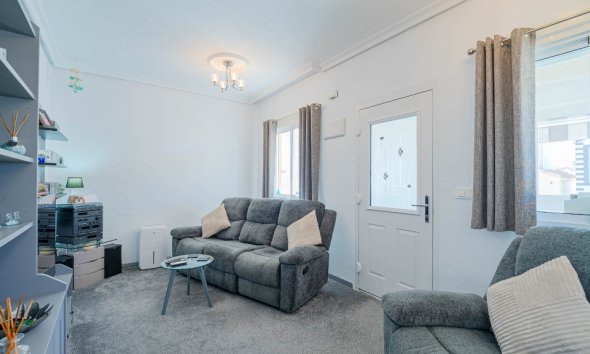 Resale - Villa - Orihuela Costa - Los Altos