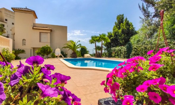 Resale - Villa - Orihuela Costa - Las Ramblas