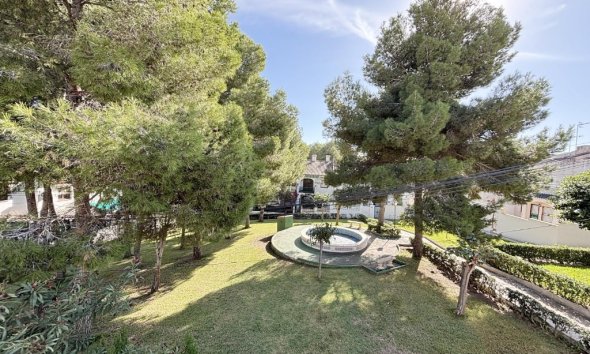 Resale - Apartment - Torrevieja - Lago Jardin