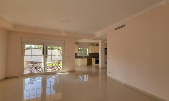 Resale - Villa - Orihuela Costa - Cabo Roig