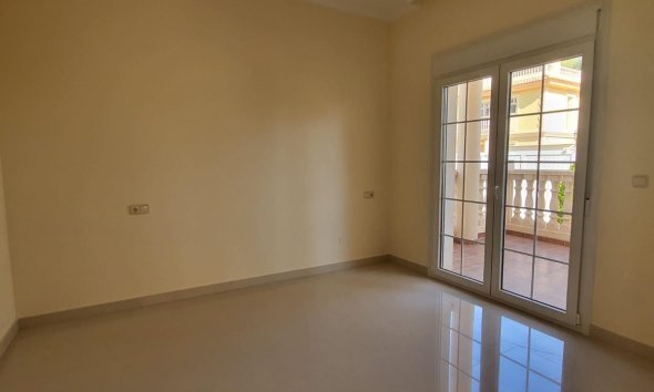 Resale - Villa - Orihuela Costa - Cabo Roig