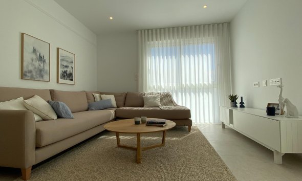 New Build - Terraced house / Townhouse - Pilar de la Horadada - pueblo