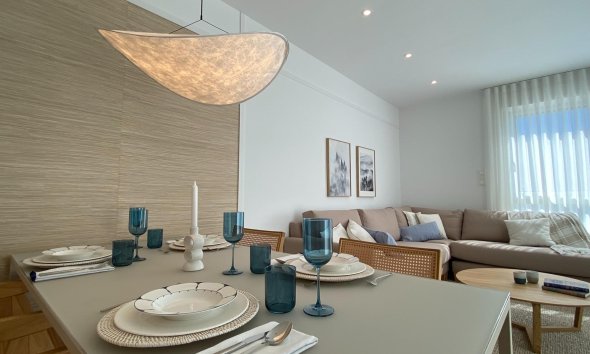 New Build - Terraced house / Townhouse - Pilar de la Horadada - pueblo