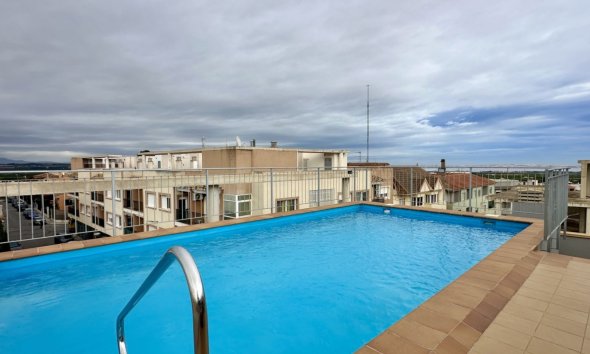 Reventa - Apartamento - San Miguel de Salinas